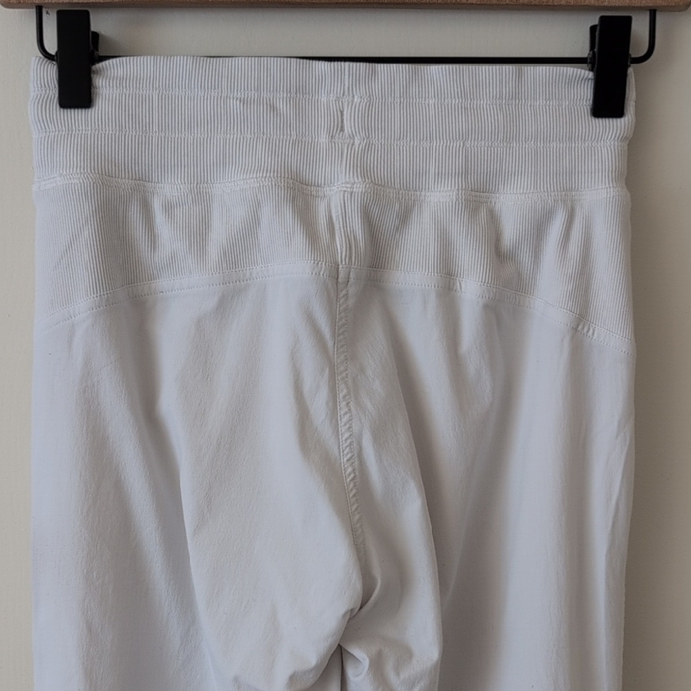 lululemon athletica Womens 2 Dance Studio Joggers White Activewear Athleisure - Picture 6 of 9